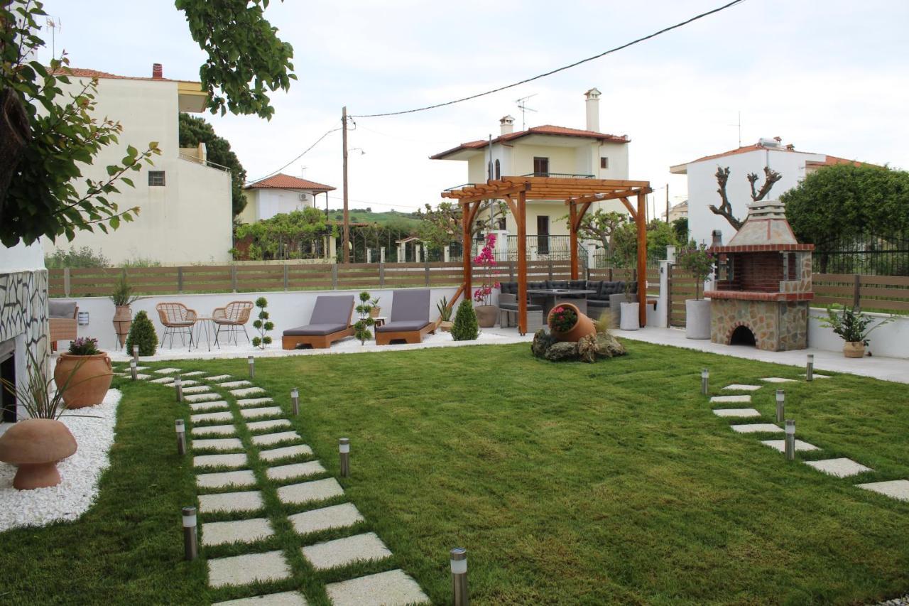 Azure Bliss Suites Nikiti  Exterior photo